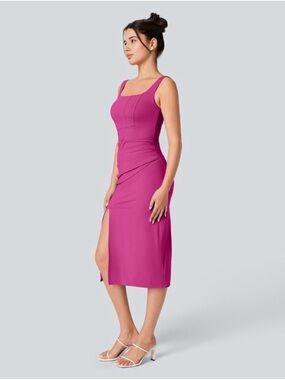 Halara size M BNWT Softlyzero™ Airy Square Neck Backless Corset Ruched Split